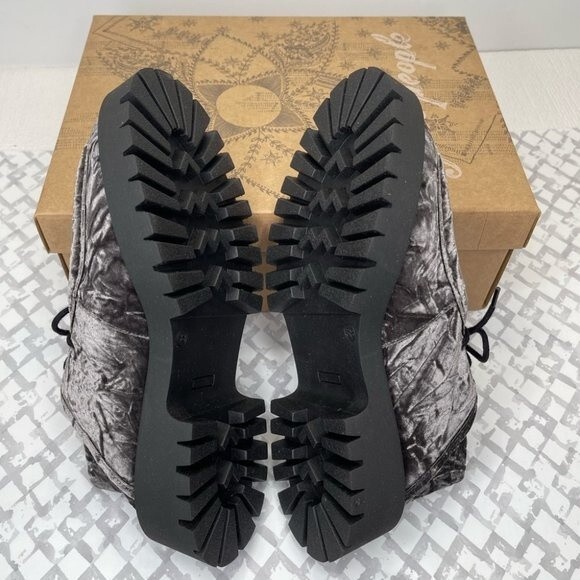 Free People Convertible Velvet Loafer, Gray/Black, Size EU 38 (US 8) - Picture 6 of 8